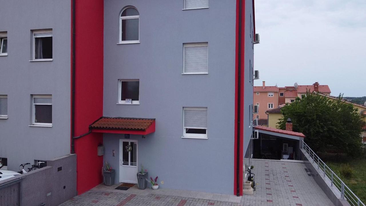 Apartments Saric Pula Ngoại thất bức ảnh